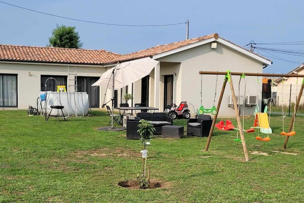 Villa Maison Individuelle Cloturee à Coutras Extérieur photo